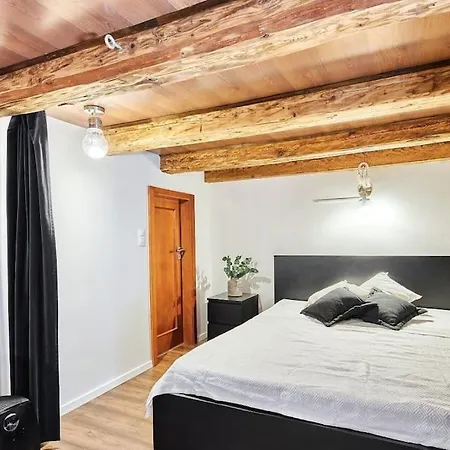 Cozy Loft With Terrace In The City Center Bratislava