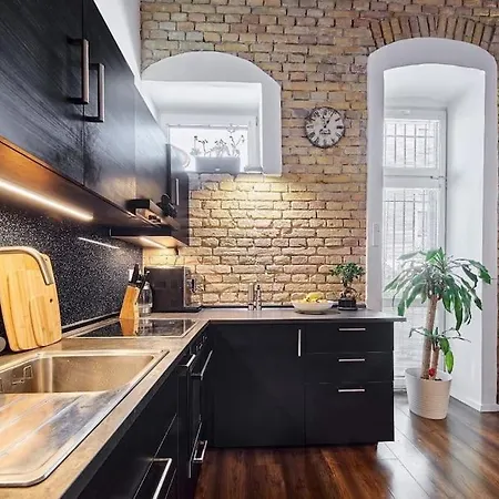 Cozy Loft With Terrace In The City Center Apartment